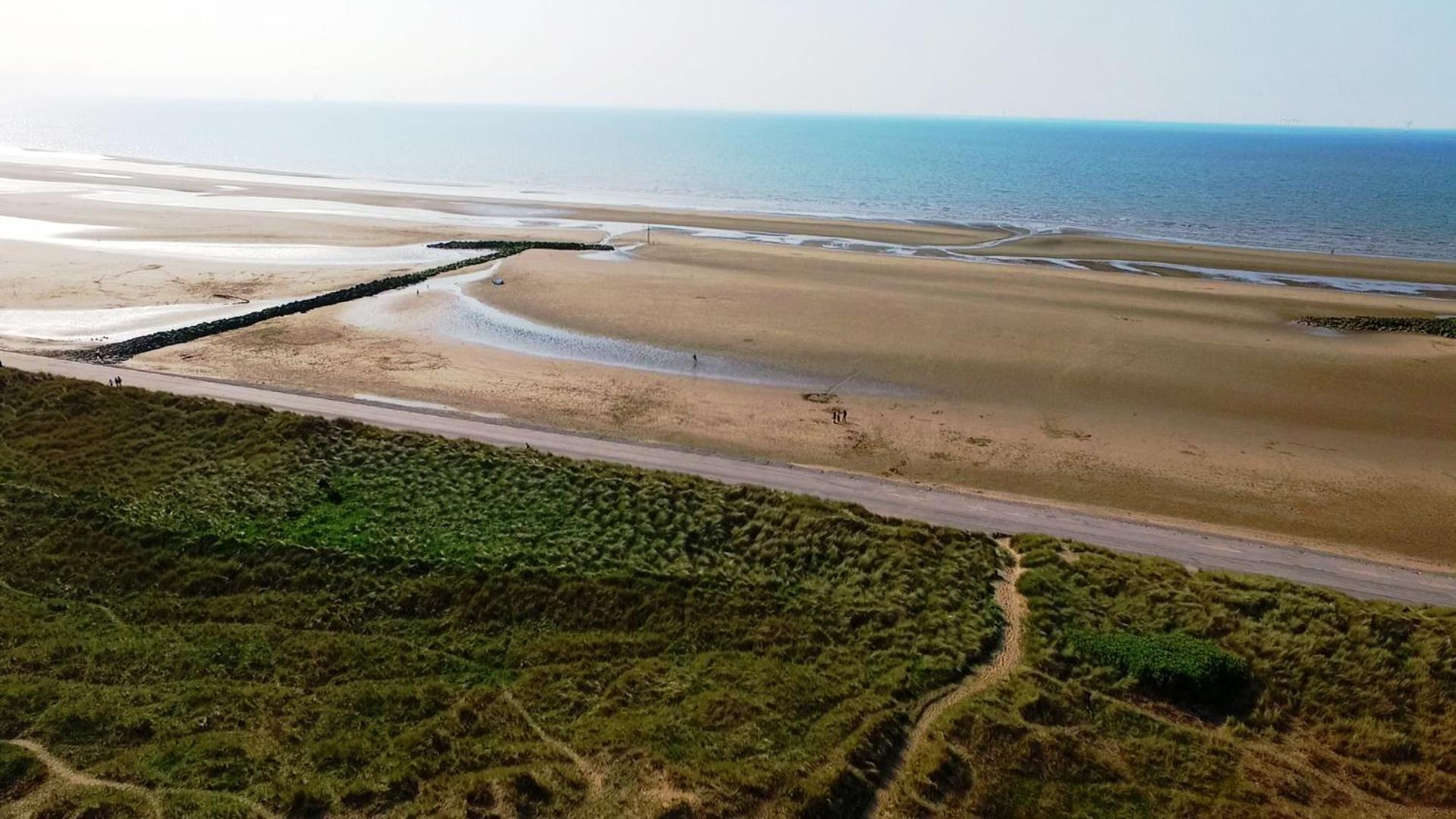 Hotel Ffrith Beach Glamping With Hot Tub Prestatyn Esterno foto